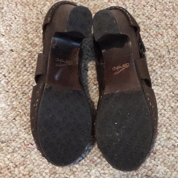 Dansko size 7.5 wooden clogs - Picture 2 of 4